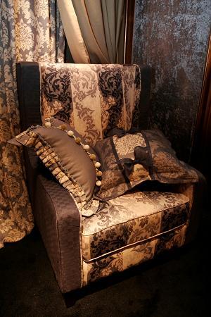 ���ڼҼ�չ����Ʒ���R��(zh��ng)�G���£�