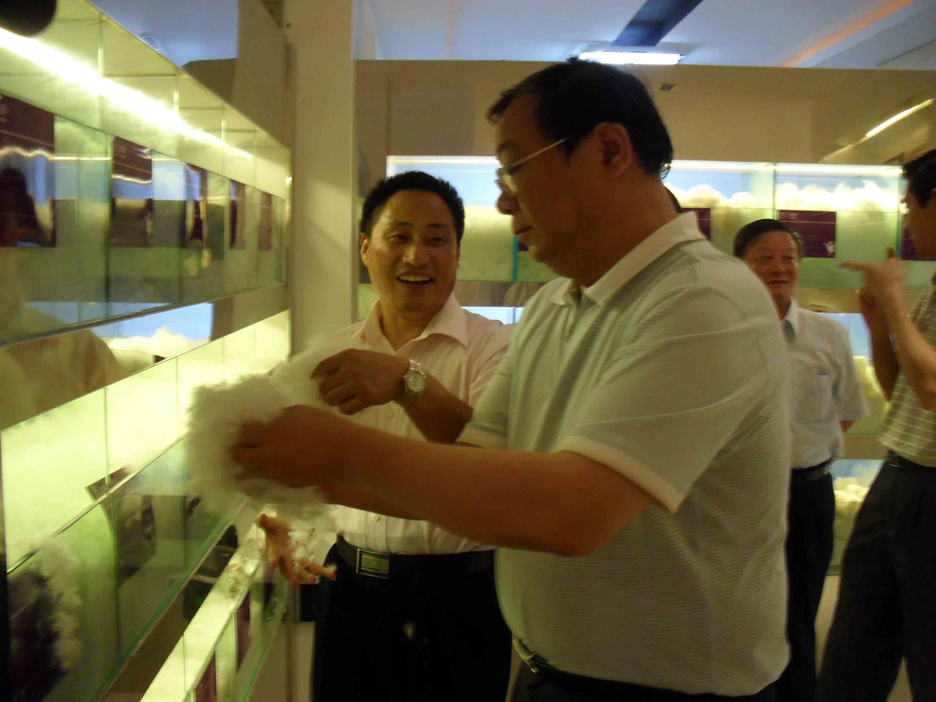 ʡ̄(w)dڏdL(zhng)zָ(do)(rn)F(tun)