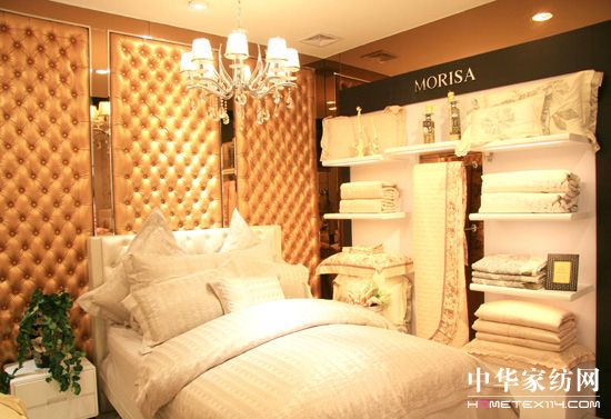 ����ɯ��չ�d����չʾ