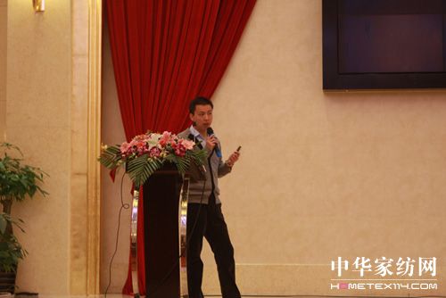 ���R��һ����(m��ng)�����������_��