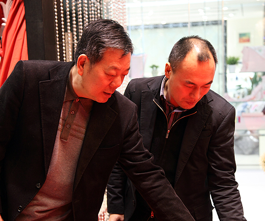 �м��f(xi��)���I(l��ng)��(d��o)���^�������_�m�Ҽ�