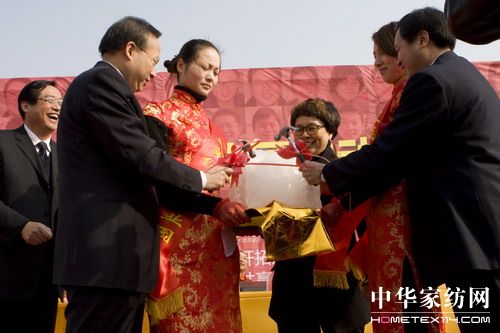 ���R�����F(tu��n)���I(y��)�@����xʽ�ɹ��e��