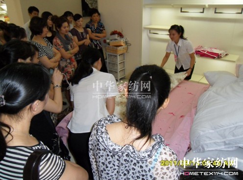 藍(lán)鴿金牌店長(zhǎng)訓(xùn)練營(yíng)活力開(kāi)啟