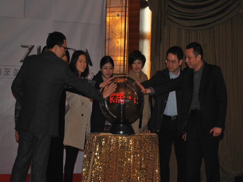 ־_(d)I(lng)ҼKδl(f)չڅ