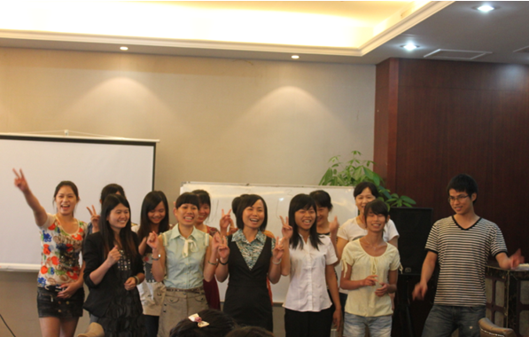 圖美寢飾2012第一期全能導(dǎo)購培訓(xùn)順利開營