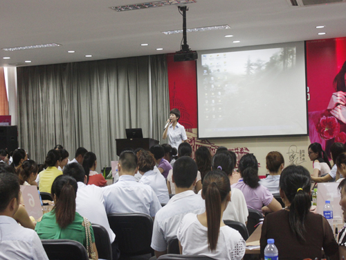 PʢҼ2012ﶬƷӖ(xn)AMɹ