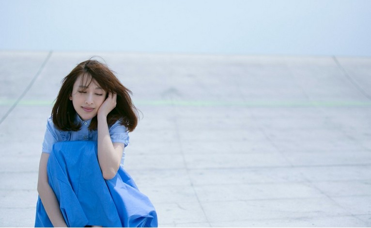 張儷夏日寫真