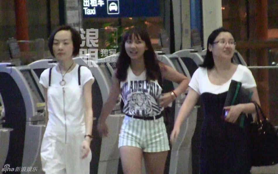 魯豫低調(diào)處理新戀情與男友"錯峰"來京