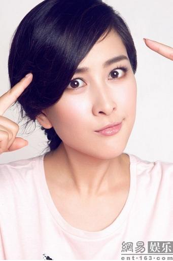 馬蘇大玩表情九宮格賣萌