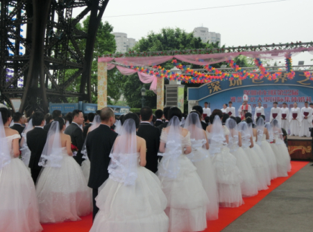 雅蘭家紡大型集體婚禮圓滿落幕