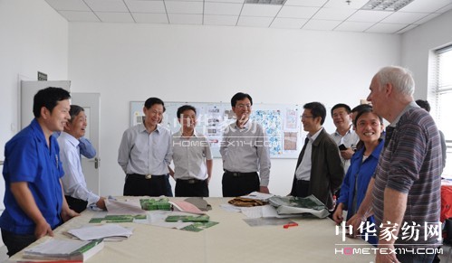 �м�(li��n)���Ї����B(t��i)�����дٕ�(hu��)չ(li��n)���{(di��o)��