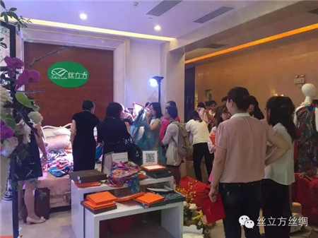 zΘI(y)ɞ(gu)ِΨһ(jing)Ʒٝ