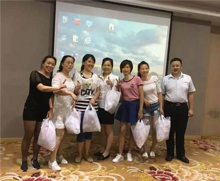 PʢҼ2016ﶬƷӖ(xn)ȫѲվAMĻ