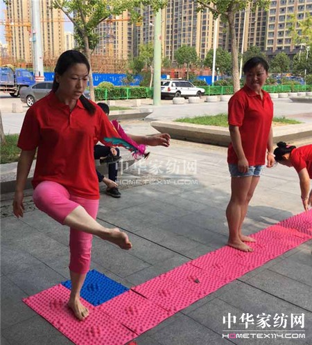 ؾӢRۣϵ＾l(f)չ