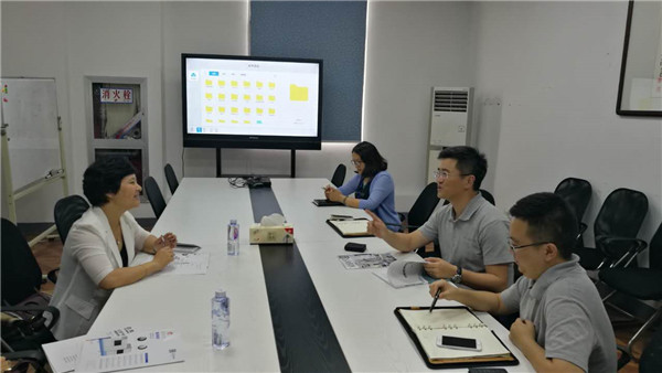 ƄӮa(chn)I(y)ںM(jn)g(sh)M(jn)ЇҼf(xi){(dio)мҼO(sh)I(y)