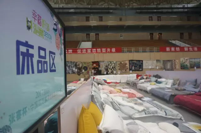 Ҹζϯͨ300Ҽa(chn)ƷŮ