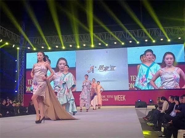 rI(lng)2017ɶҼ•ɶrbݾʆĻ