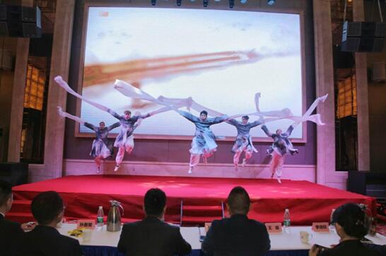 `2018•zRۘI(y)(w)(hu)¡_(ki)