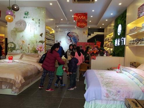 ˯Ҽ¡M(jn)vꖽУ(chng)