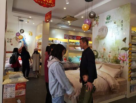 ˯Ҽ¡M(jn)vꖽУ(chng)