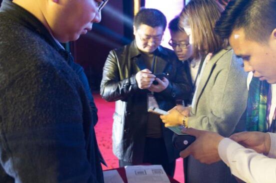 B͸īˮQ(sh)aӡ¶סʹc