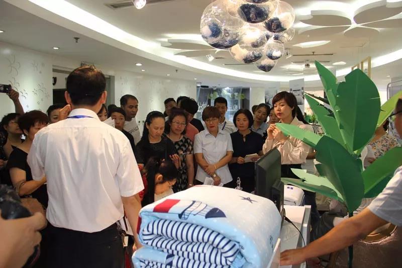 Ʒ•Ҽ2019ﶬƷl(f)(hu)AMչ٣