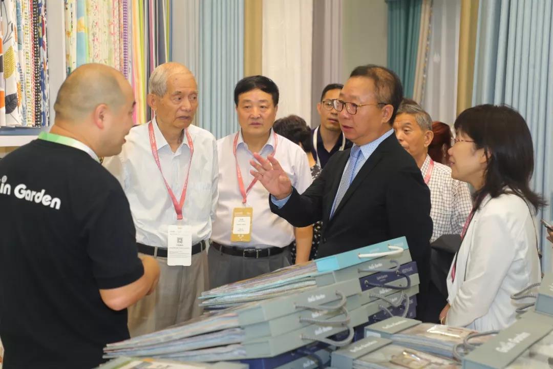 25dδk--2019ﶬҼչڇҕ(hu)չģϺA_Ļ