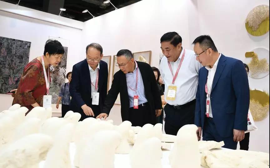 25dδk--2019ﶬҼչڇҕ(hu)չģϺA_Ļ