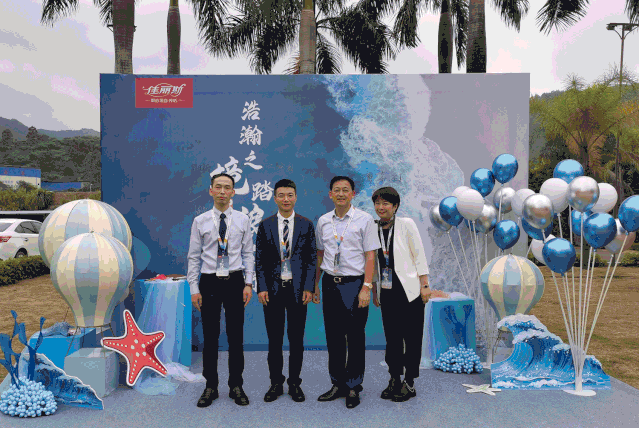 ̤֮ǰС˹2021Ʒl(f)(hu)AMɹ