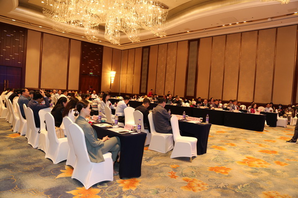 RИI(y)ɼҼP𺽡uмҼf(xi)¡_