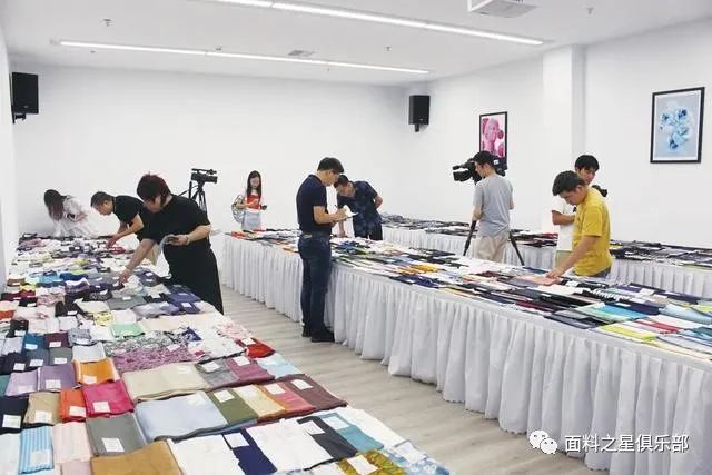 ֪ͨϿ^Ƽ(chung)ǣrС2022Ї֮{(dio)ʽ