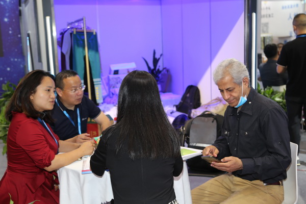 չ(ni)HЈИI(y)a(chn)I(y)2022ЇBd򴺼(hu)Ļ